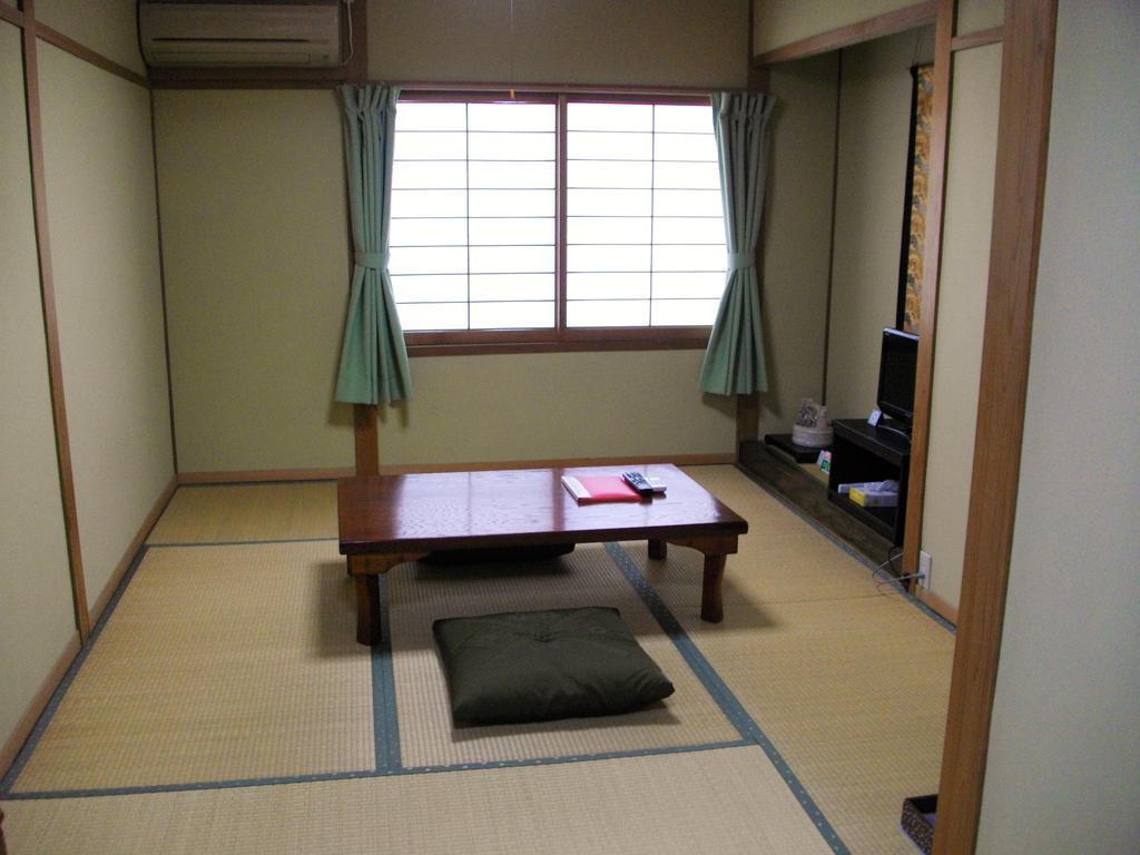 Nishikiro Hotel Kyoto Buitenkant foto